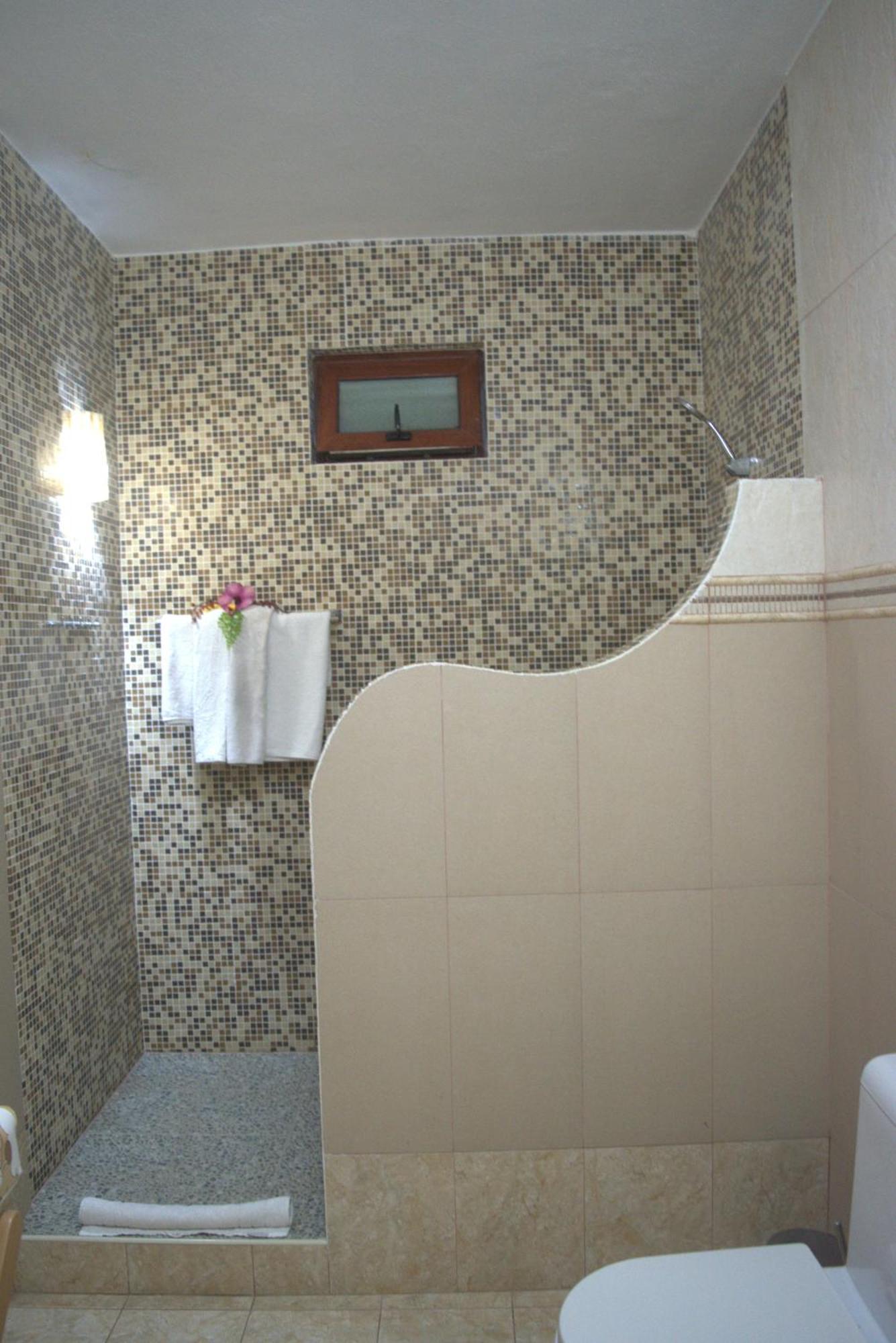 Blue Pearl Resort La Gaulette Esterno foto