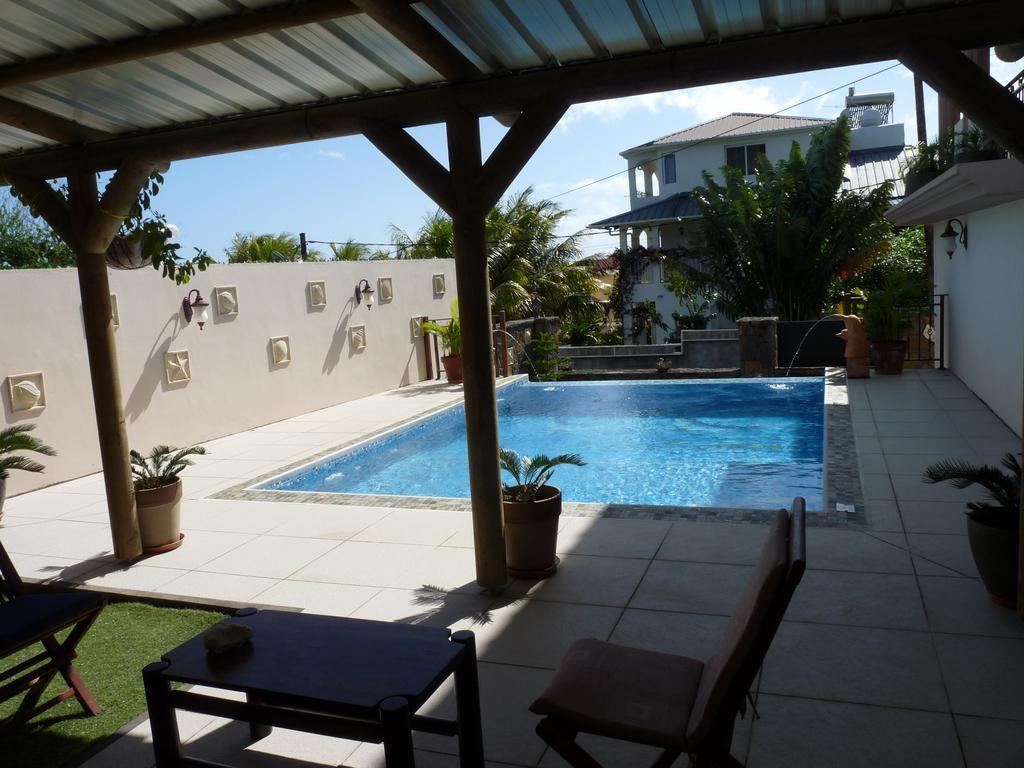 Blue Pearl Resort La Gaulette Esterno foto